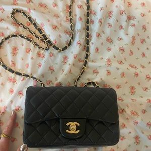 Chanel bag- dupe- NOT authentic